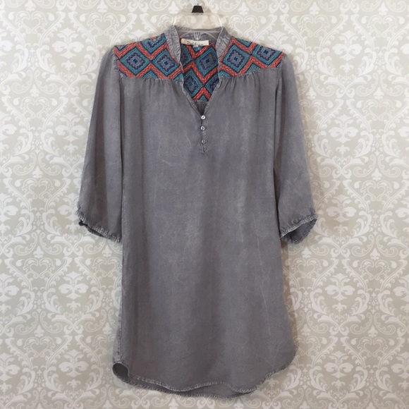 Solitaire Tops - {Solitaire} XS Gray Tunic/Dress w/embroidery